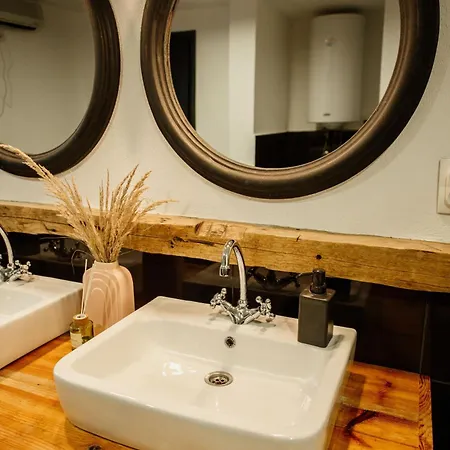 Holiday home Forest Hill Kuca Za Odmor Na Zlataru Nova Varos